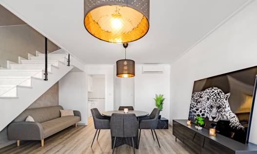 Bestaand - Townhouse / Semi-detached - Torrevieja - Los Balcones