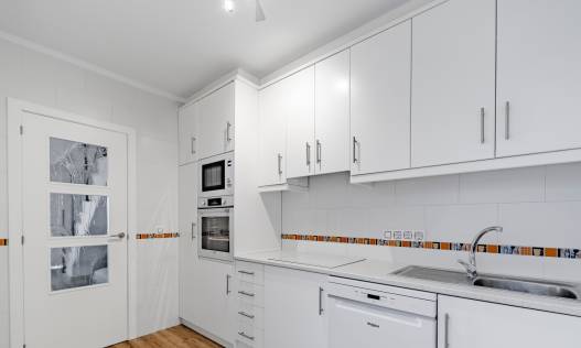 Bestaand - Townhouse / Semi-detached - Torrevieja - Los Balcones