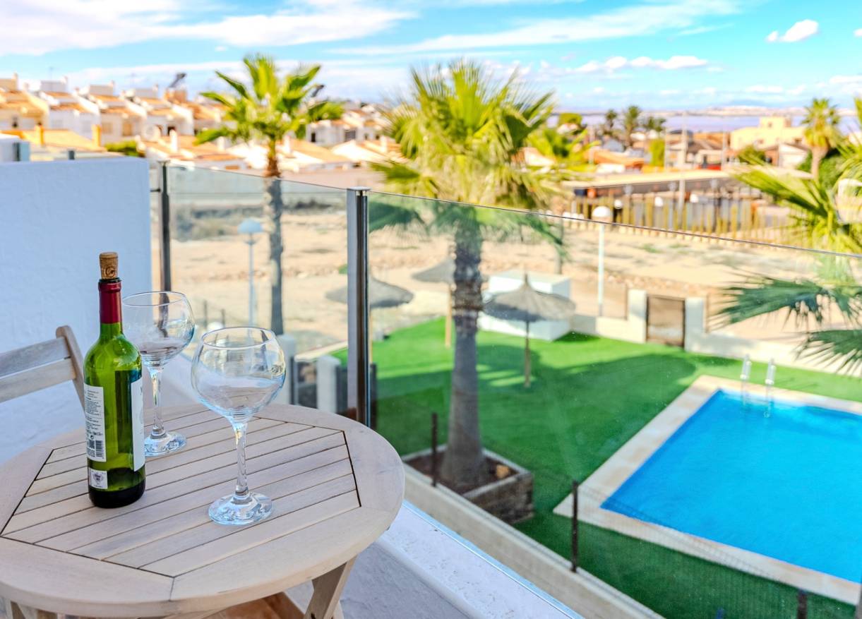 Bestaand - Townhouse / Semi-detached - Torrevieja - Los Balcones