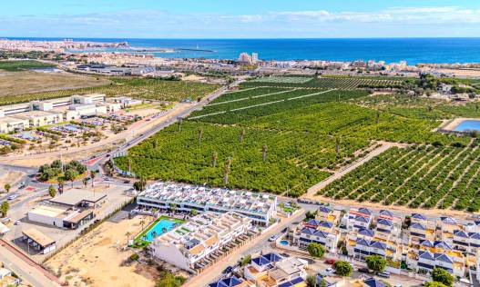 Bestaand - Townhouse / Semi-detached - Torrevieja - Los Balcones