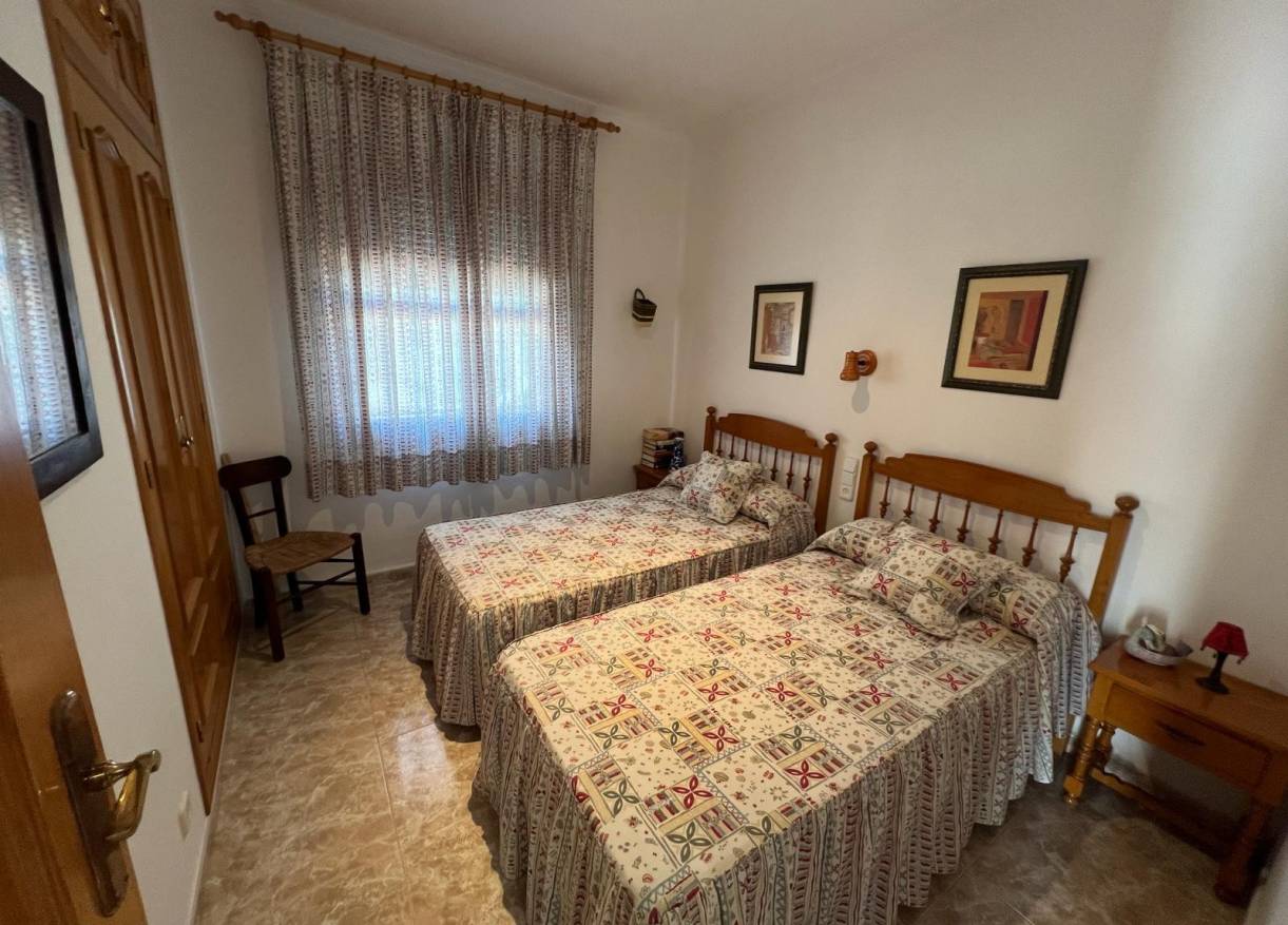 Bestaand - Townhouse / Semi-detached - Denia