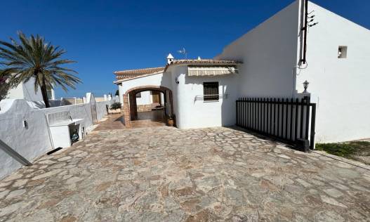 Bestaand - Townhouse / Semi-detached - Denia