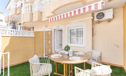 Bestaand - Townhouse / Semi-detached - Orihuela Costa - Villamartin