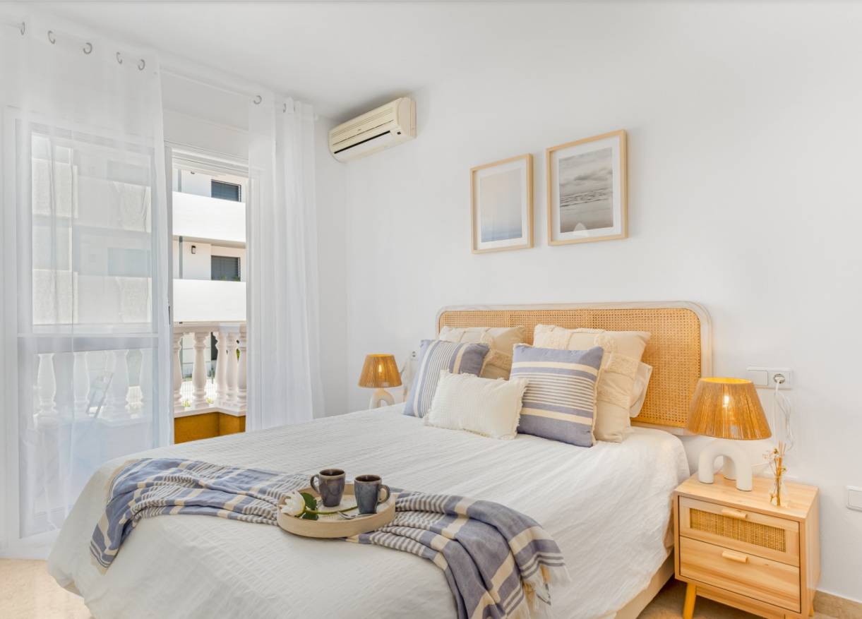 Bestaand - Townhouse / Semi-detached - Orihuela Costa - Villamartin
