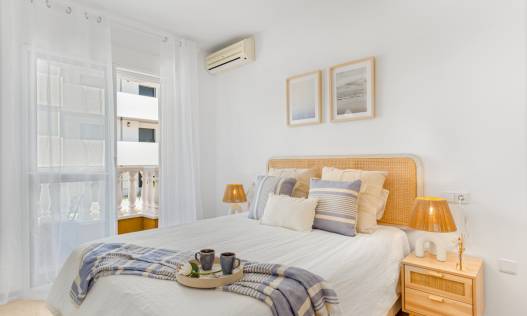 Bestaand - Townhouse / Semi-detached - Orihuela Costa - Villamartin