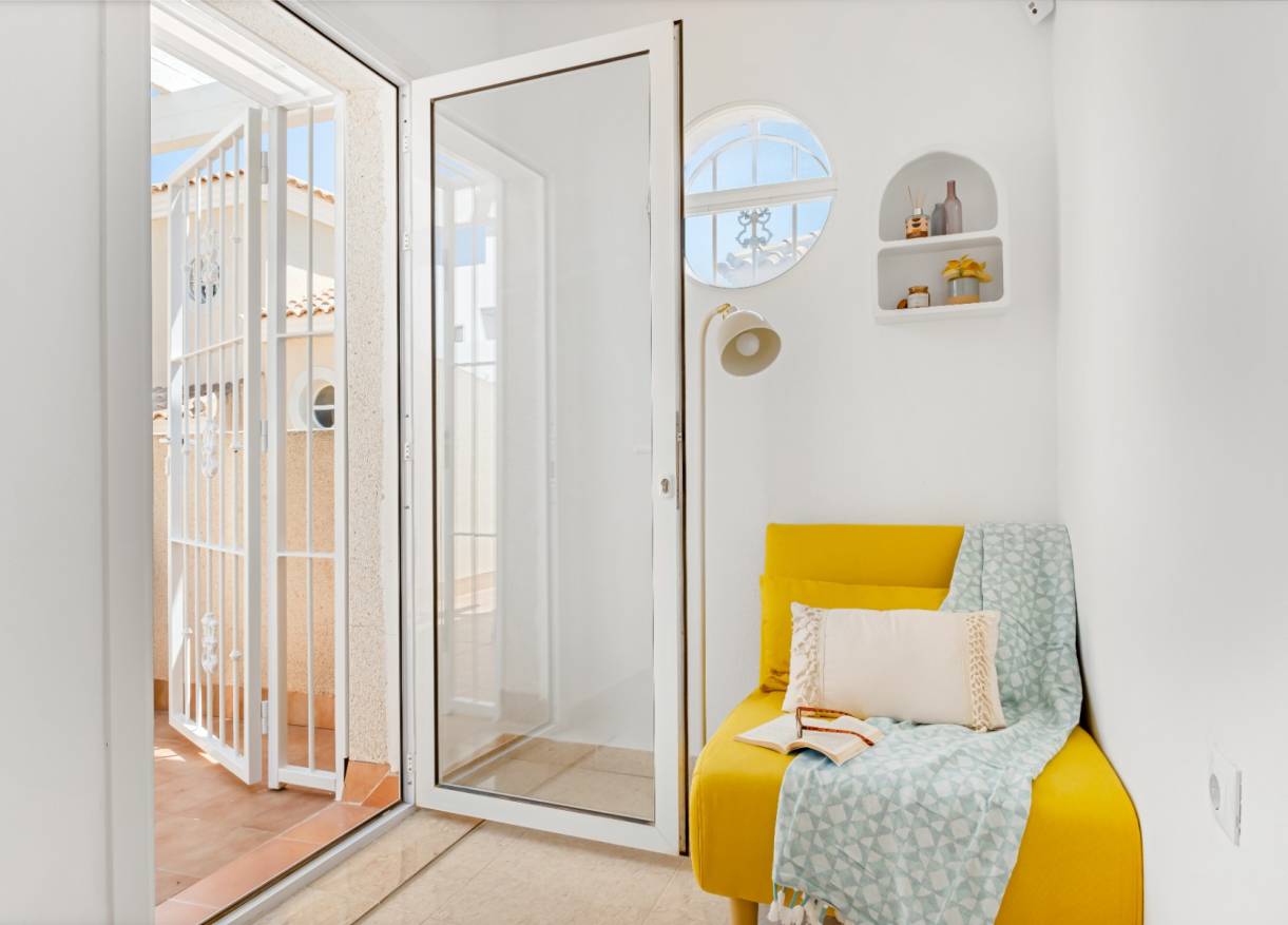 Bestaand - Townhouse / Semi-detached - Orihuela Costa - Villamartin