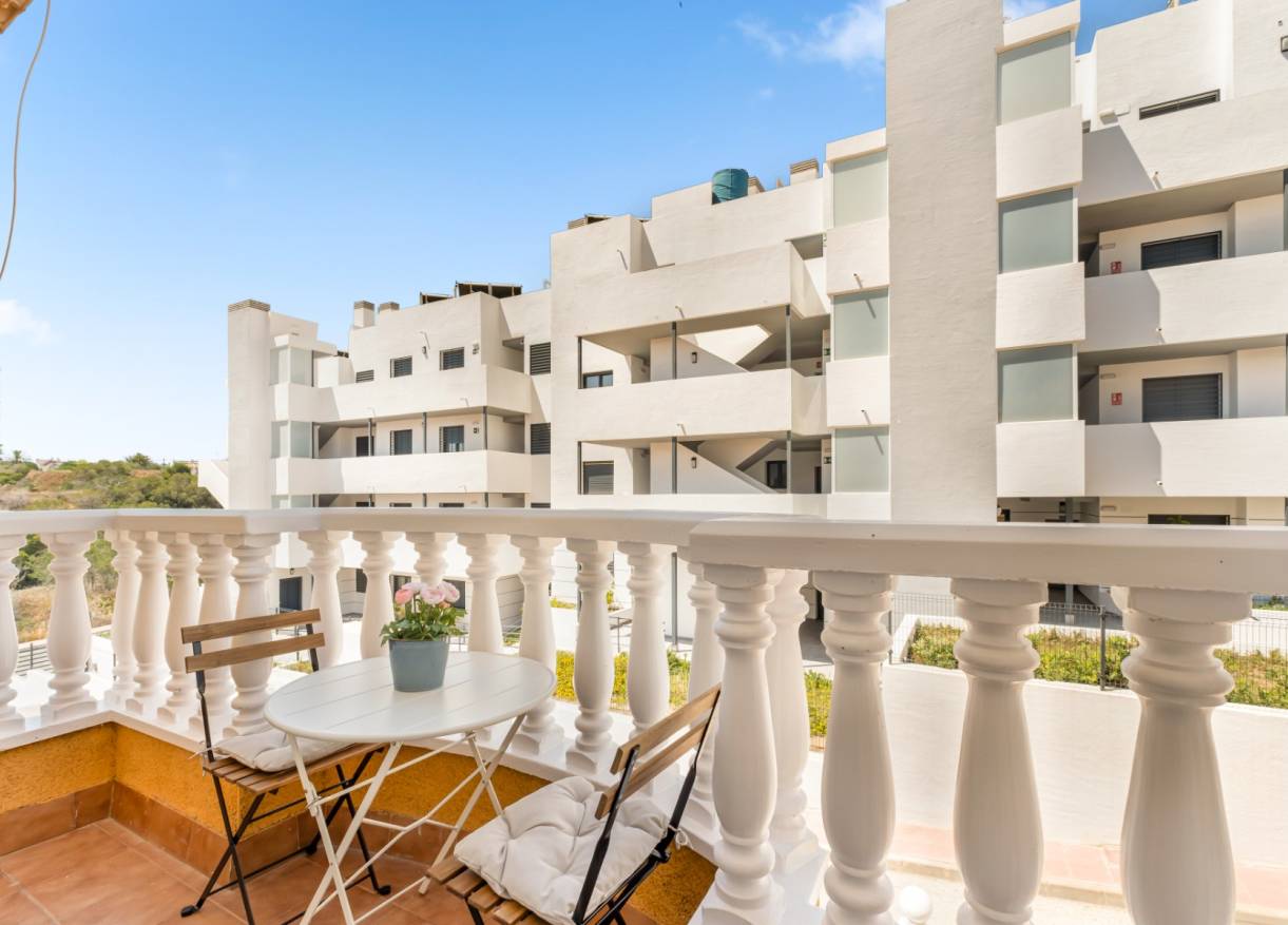 Bestaand - Townhouse / Semi-detached - Orihuela Costa - Villamartin