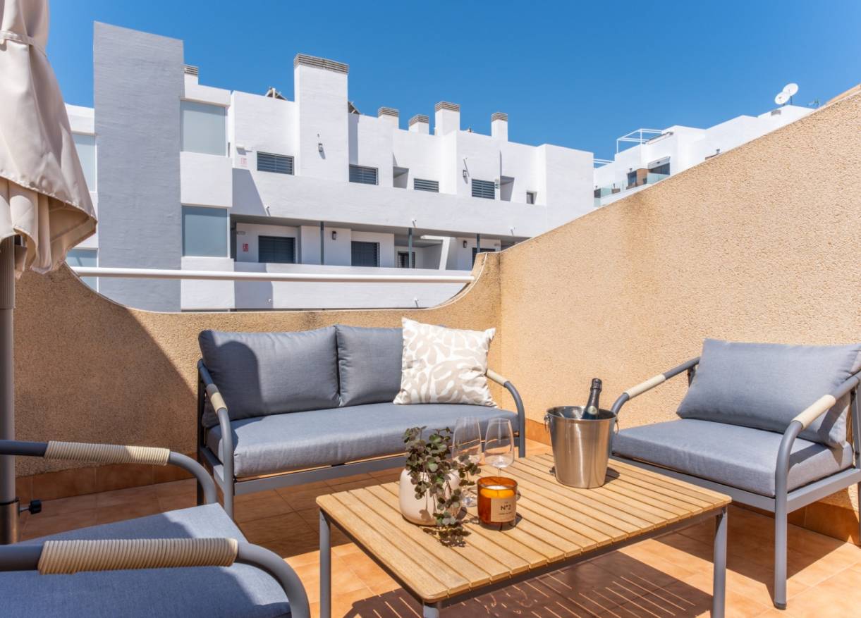 Bestaand - Townhouse / Semi-detached - Orihuela Costa - Villamartin