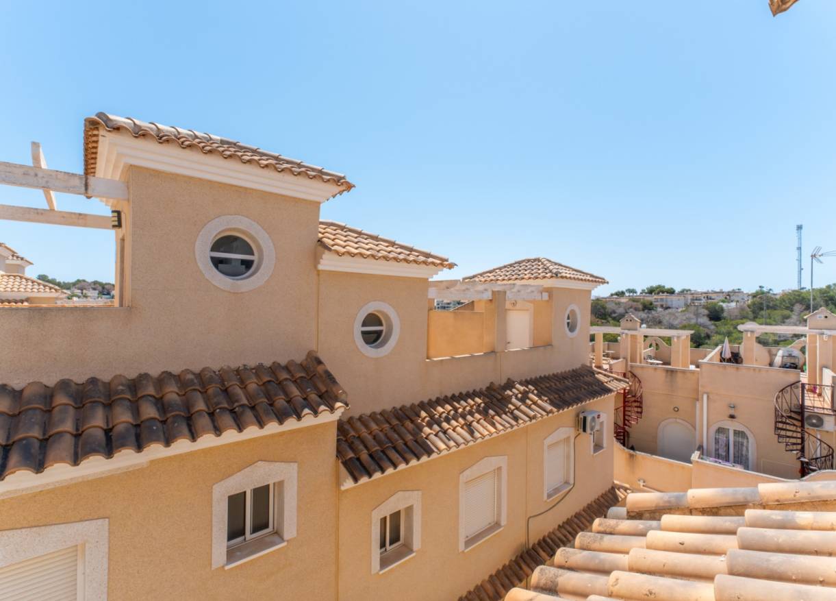 Bestaand - Townhouse / Semi-detached - Orihuela Costa - Villamartin