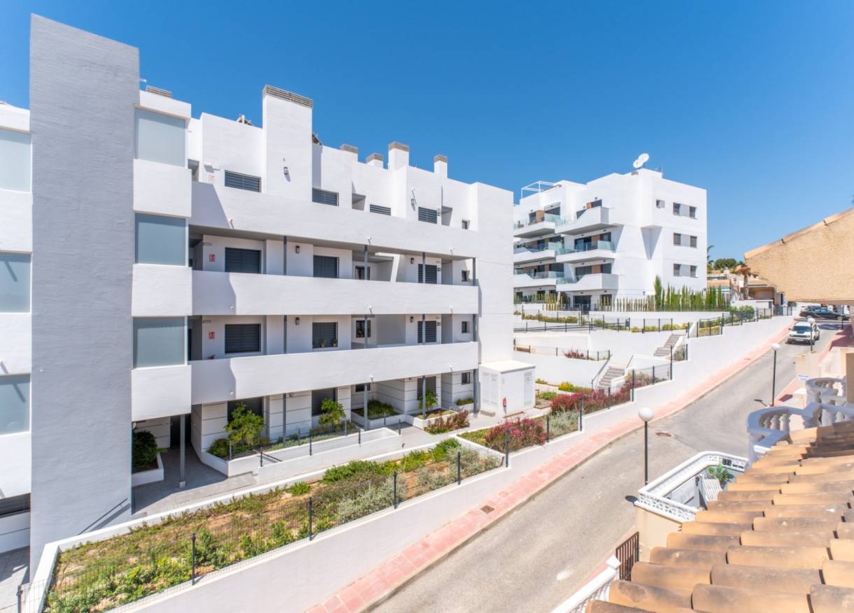 Bestaand - Townhouse / Semi-detached - Orihuela Costa - Villamartin