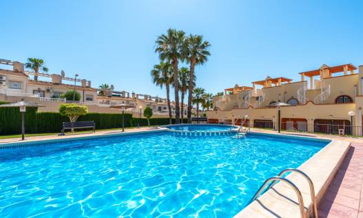Bestaand - Townhouse / Semi-detached - Orihuela Costa - Villamartin
