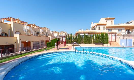 Bestaand - Townhouse / Semi-detached - Orihuela Costa - Villamartin