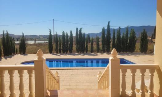 Bestaand - Villa - Hondón de las Nieves - Hondón de las Nieves / el Fondó de les Neus