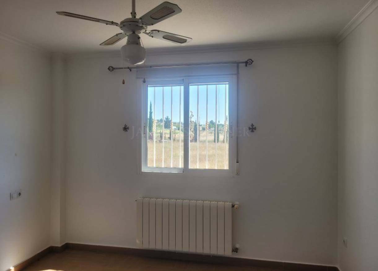 Bestaand - Villa - Hondón de las Nieves - Hondón de las Nieves / el Fondó de les Neus