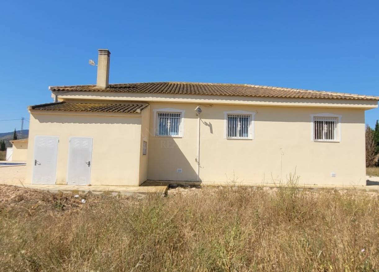 Bestaand - Villa - Hondón de las Nieves - Hondón de las Nieves / el Fondó de les Neus