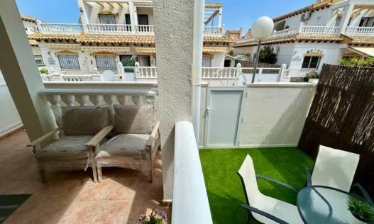 Bestaand - Townhouse / Semi-detached - Orihuela Costa - Urbanización Perla del Mar