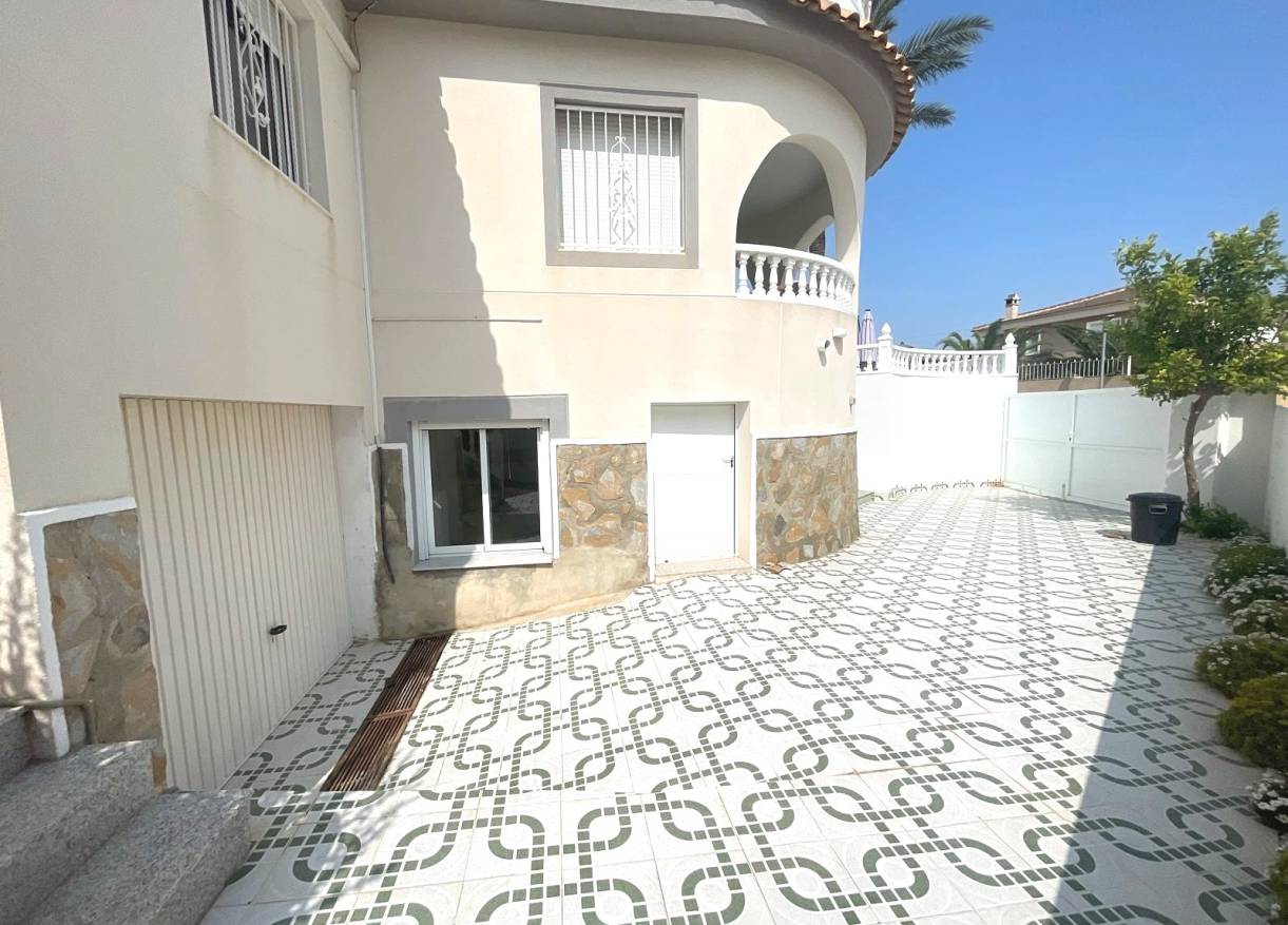 Bestaand - Villa - Ciudad Quesada - Upper Golf