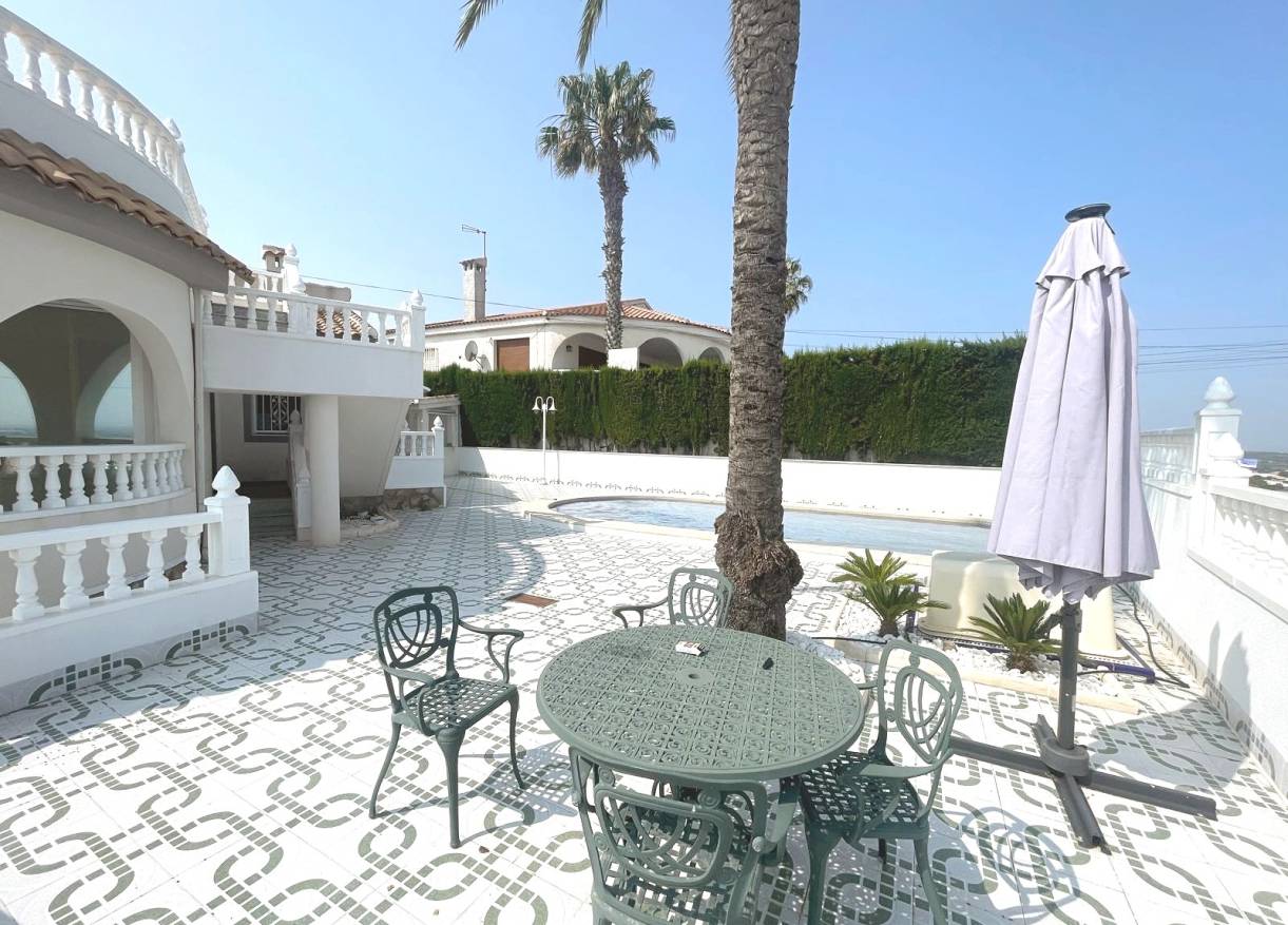 Bestaand - Villa - Ciudad Quesada - Upper Golf