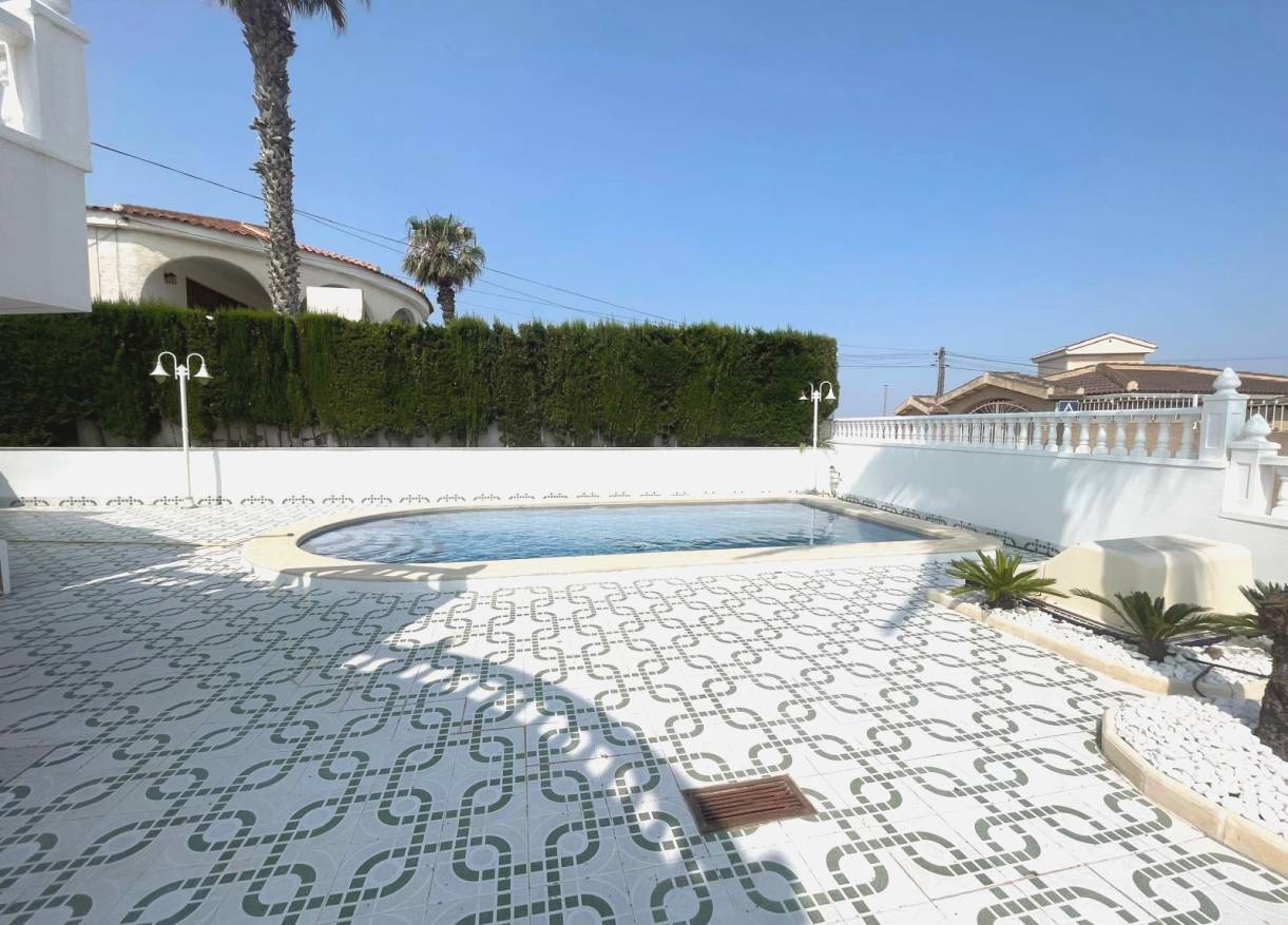 Bestaand - Villa - Ciudad Quesada - Upper Golf