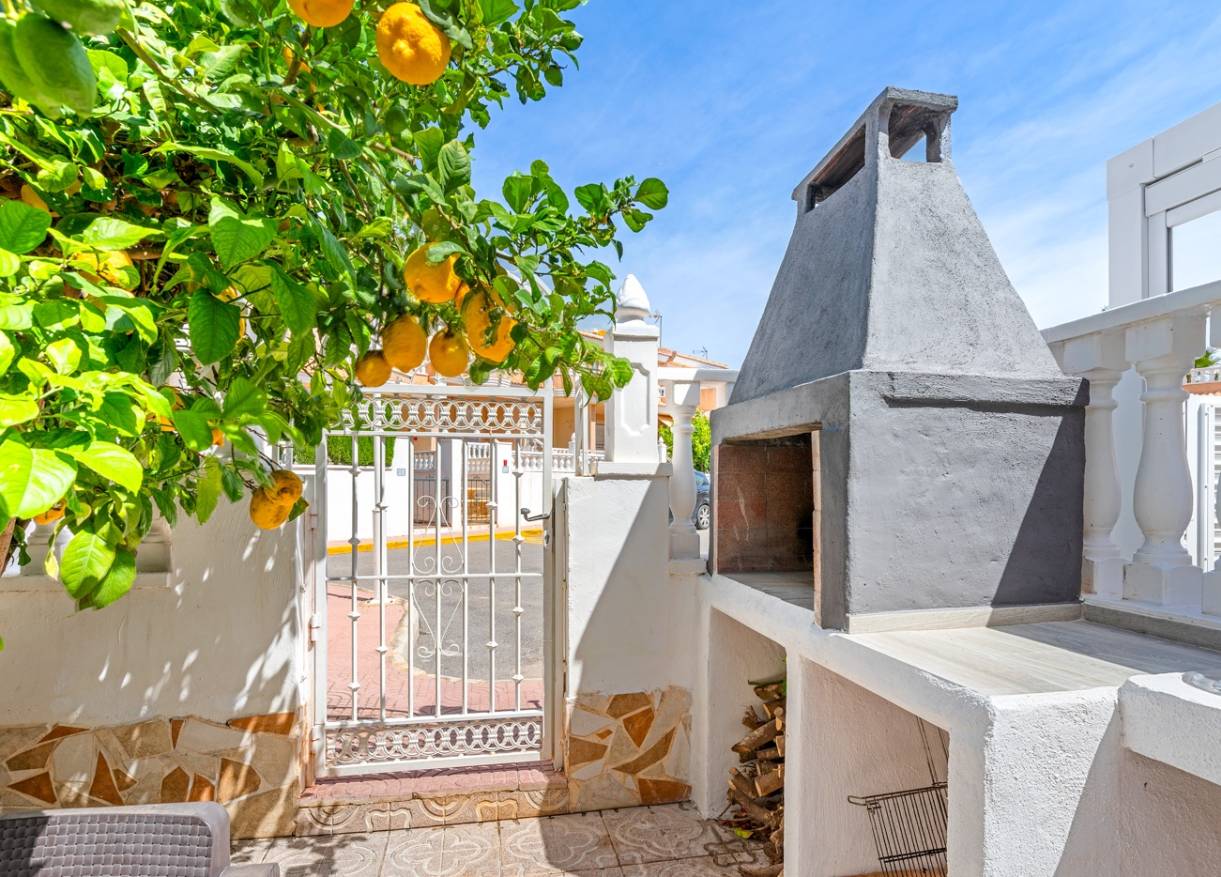 Bestaand - Townhouse / Semi-detached - Ciudad Quesada - Doña Pepa
