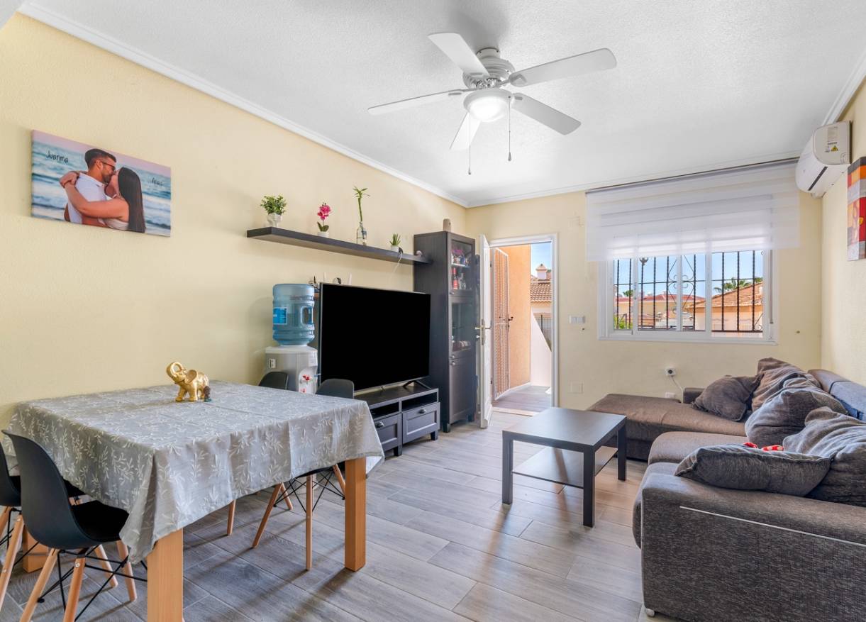 Bestaand - Townhouse / Semi-detached - Ciudad Quesada - Doña Pepa