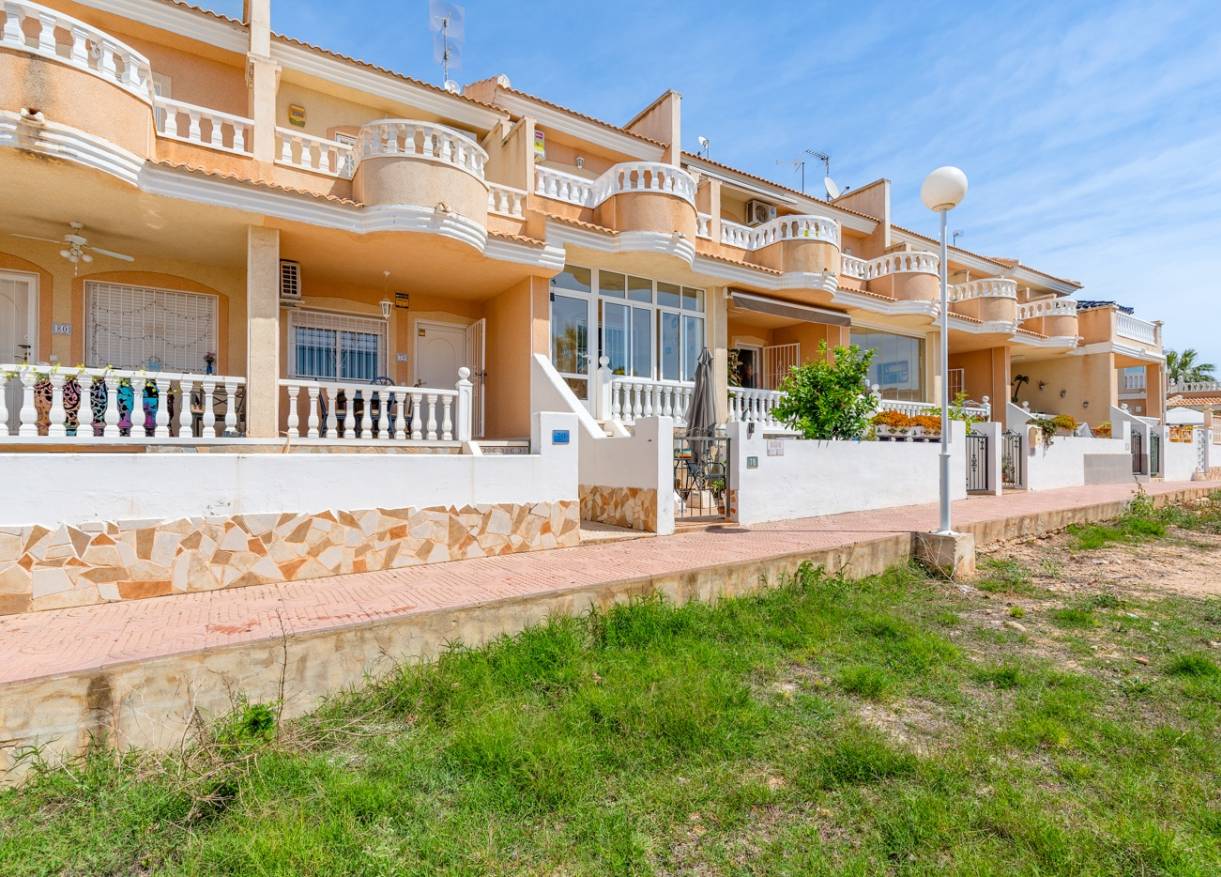 Bestaand - Townhouse / Semi-detached - Ciudad Quesada - Doña Pepa