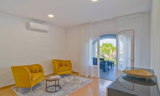 Bestaand - Villa - Jávea