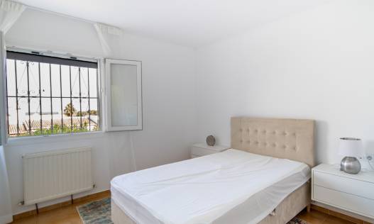 Bestaand - Villa - Jávea