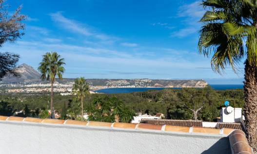 Bestaand - Villa - Jávea