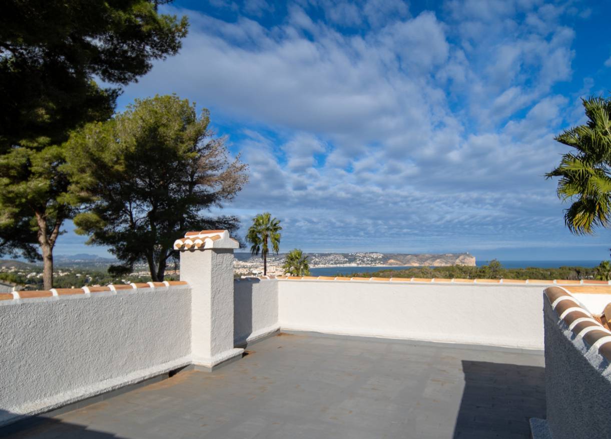 Bestaand - Villa - Jávea
