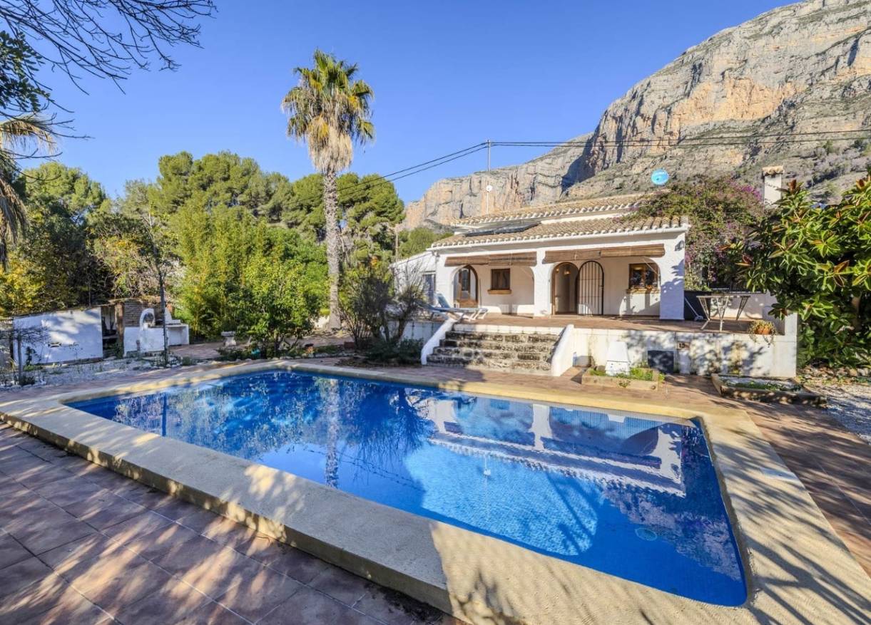 Bestaand - Villa - Jávea - Montgo