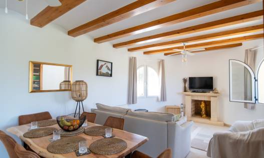 Bestaand - Villa - Jávea