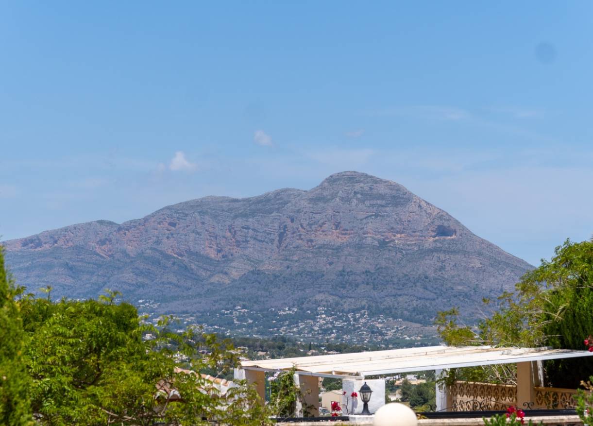 Bestaand - Villa - Jávea