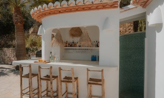 Bestaand - Villa - Jávea