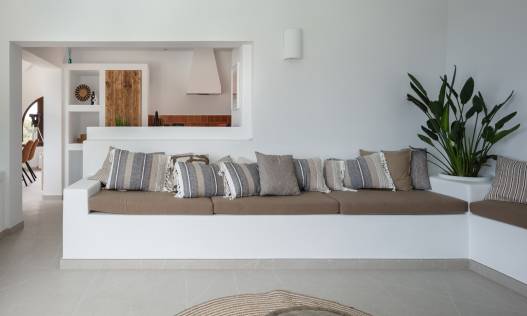 Bestaand - Villa - Jávea