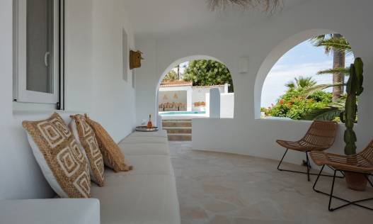 Bestaand - Villa - Jávea