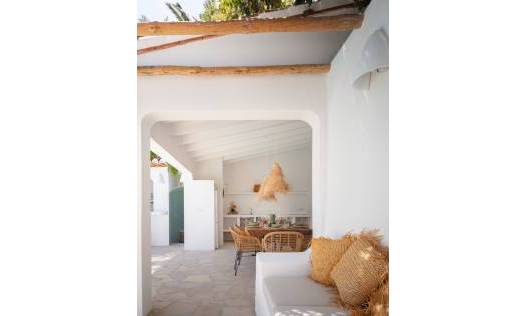 Bestaand - Villa - Jávea