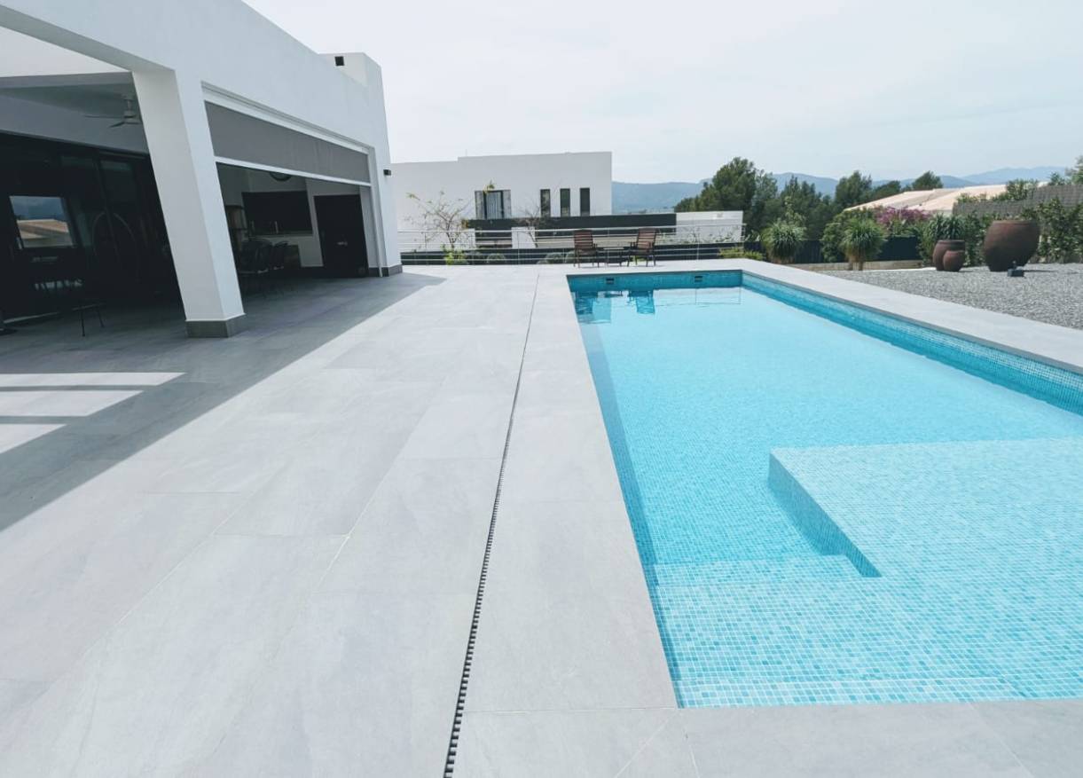 Bestaand - Villa - Jávea