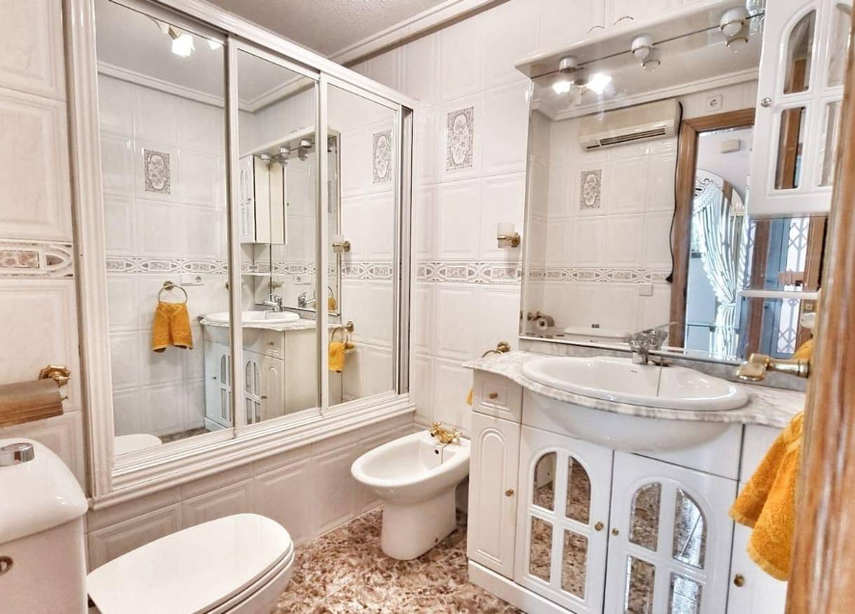 Bestaand - Appartement - Torrevieja