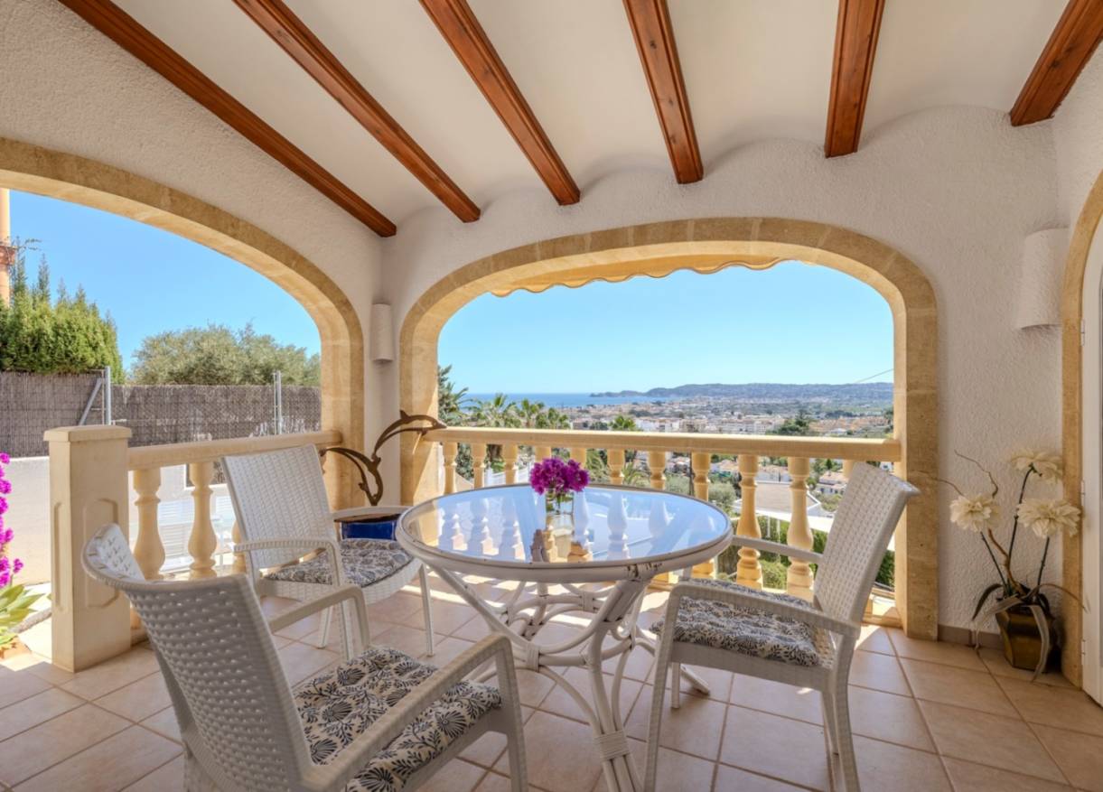 Bestaand - Villa - Jávea