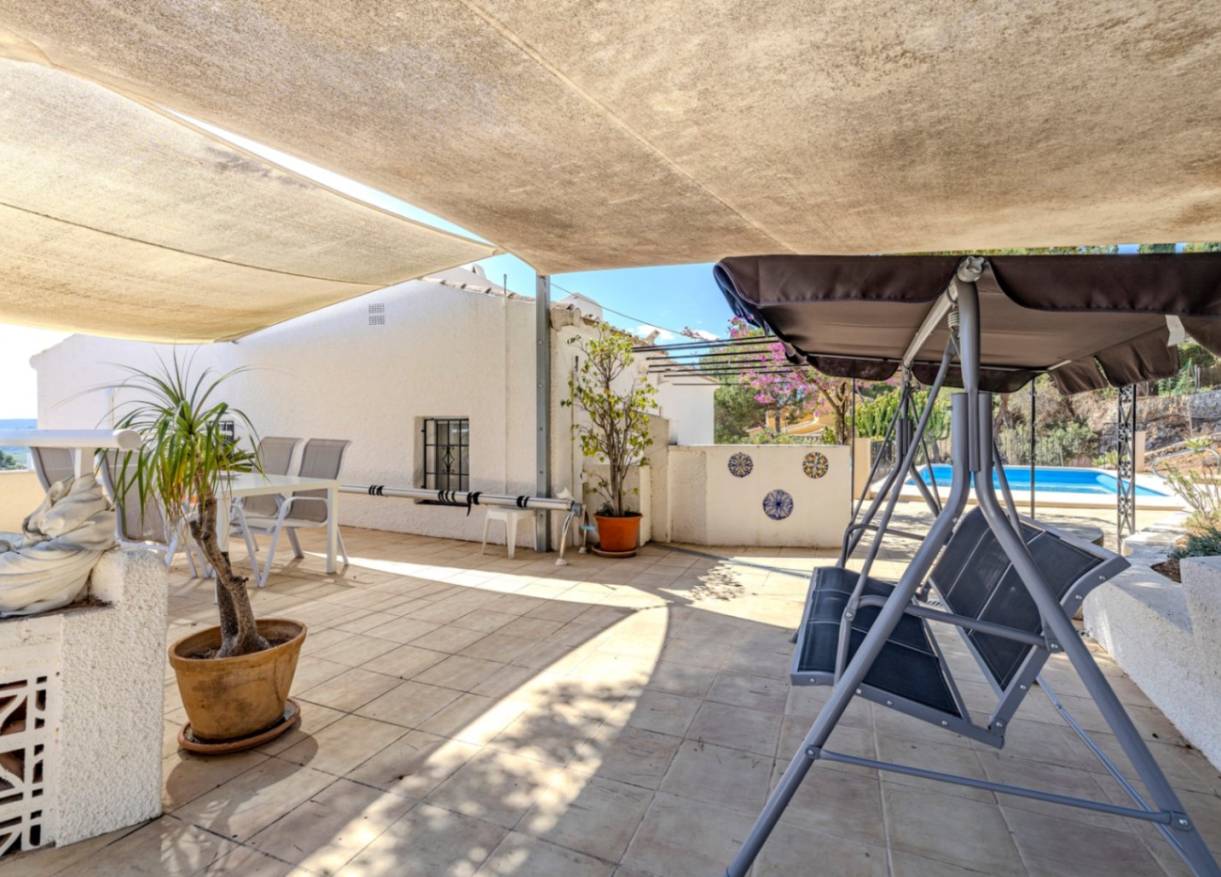 Bestaand - Villa - Jávea