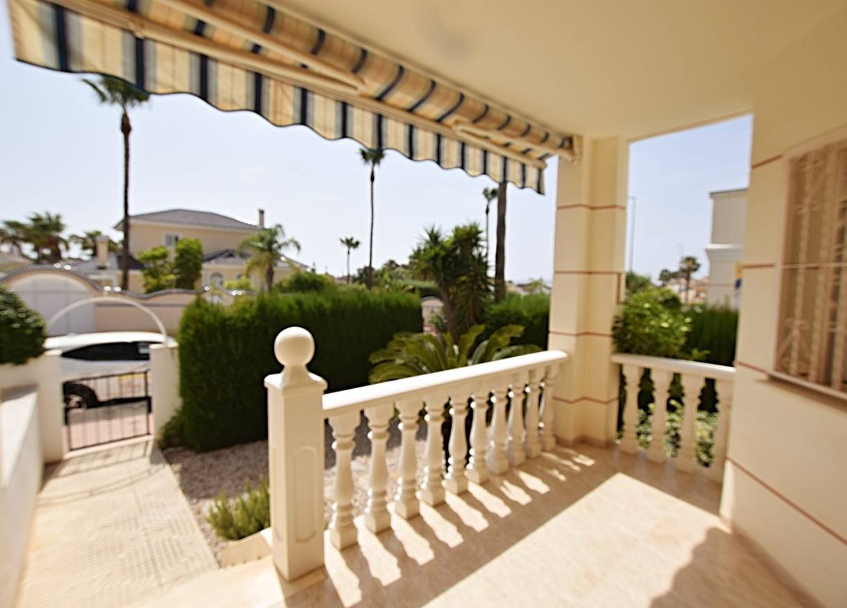 Bestaand - Townhouse / Semi-detached - Ciudad Quesada - La Fiesta