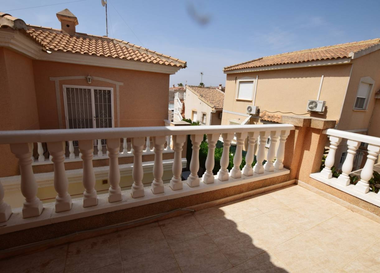 Bestaand - Townhouse / Semi-detached - Ciudad Quesada - La Fiesta