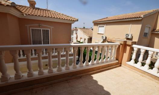 Bestaand - Townhouse / Semi-detached - Ciudad Quesada - La Fiesta