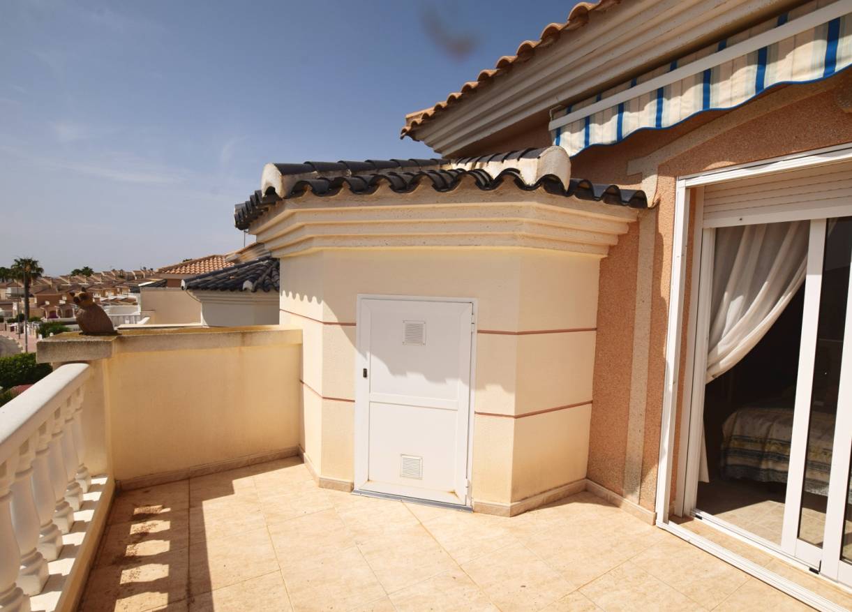 Bestaand - Townhouse / Semi-detached - Ciudad Quesada - La Fiesta