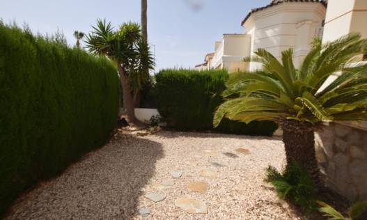 Bestaand - Townhouse / Semi-detached - Ciudad Quesada - La Fiesta