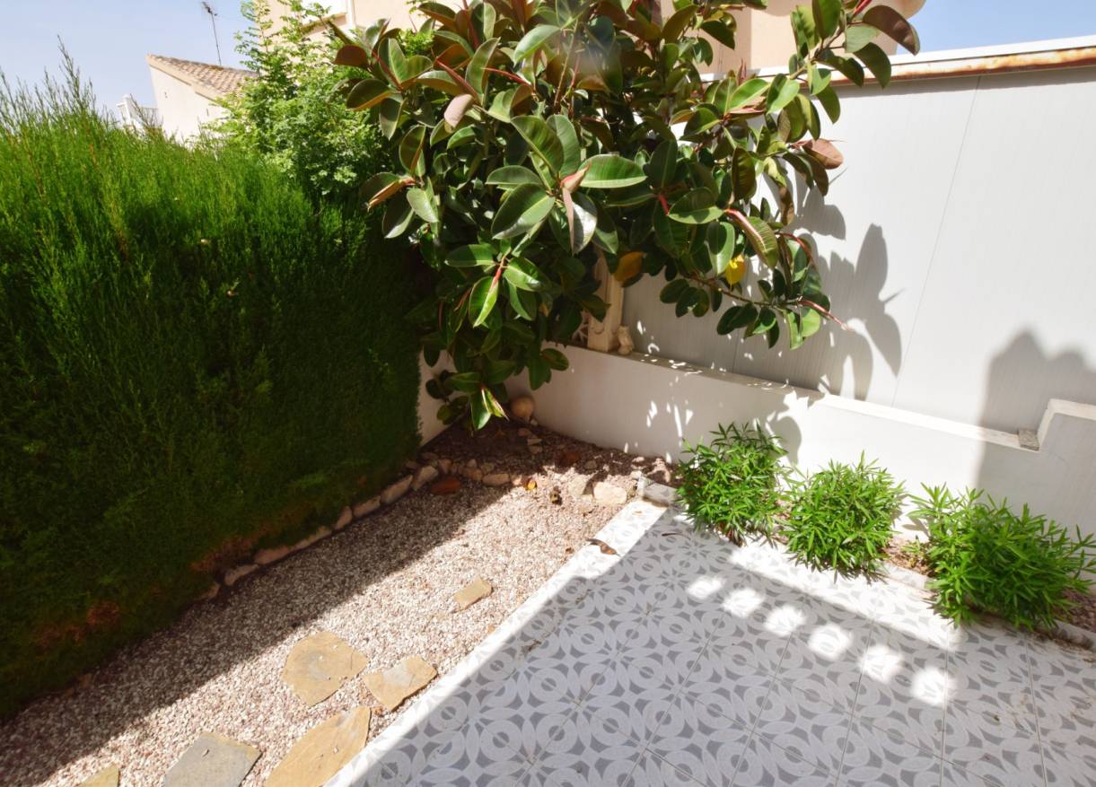 Bestaand - Townhouse / Semi-detached - Ciudad Quesada - La Fiesta