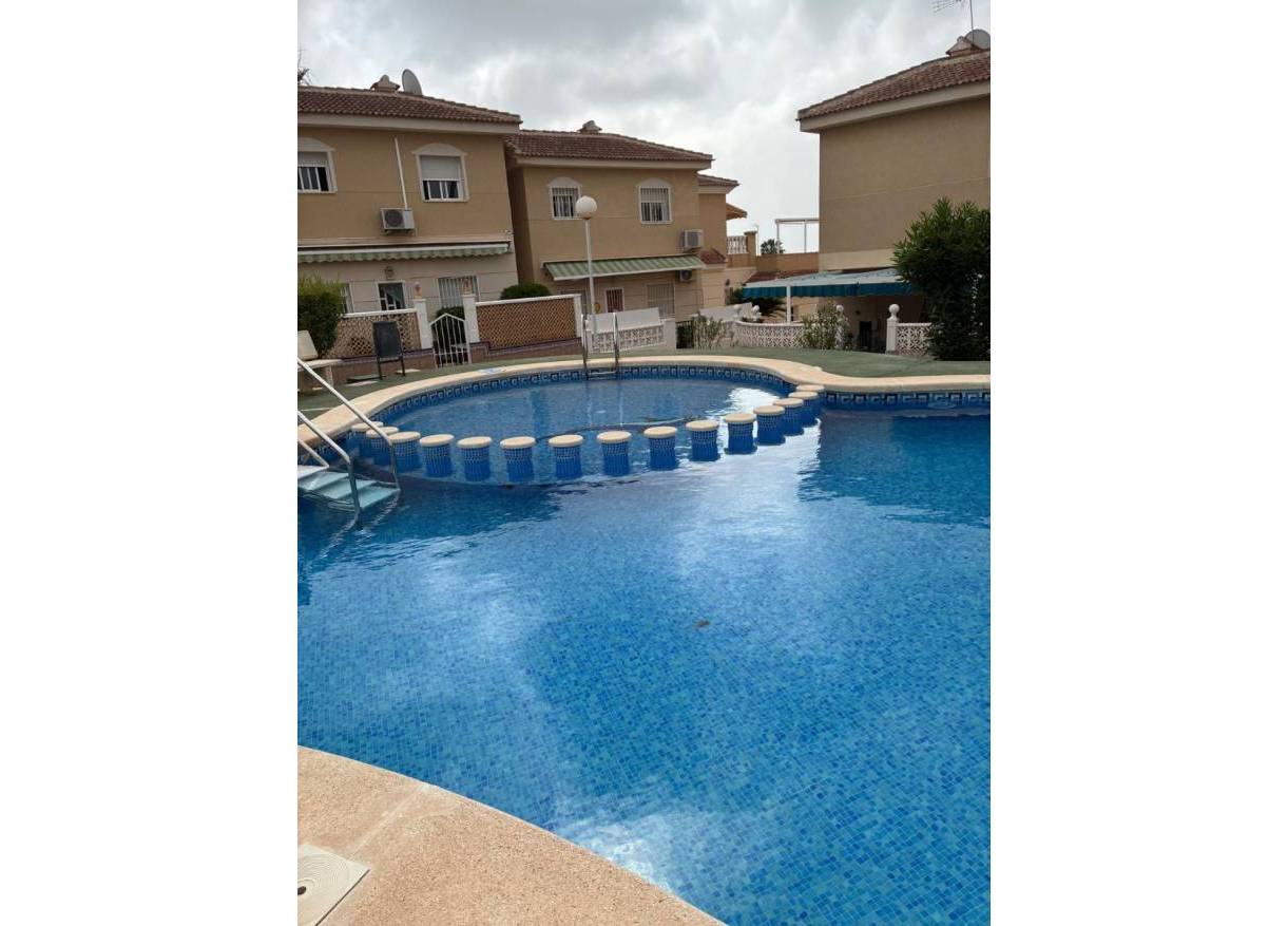 Bestaand - Townhouse / Semi-detached - Ciudad Quesada - La Fiesta