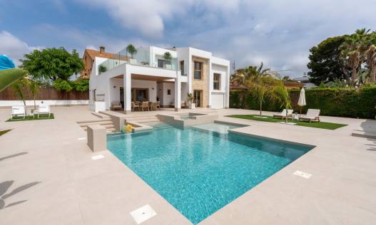 Bestaand - Villa - Orihuela Costa - Campoamor