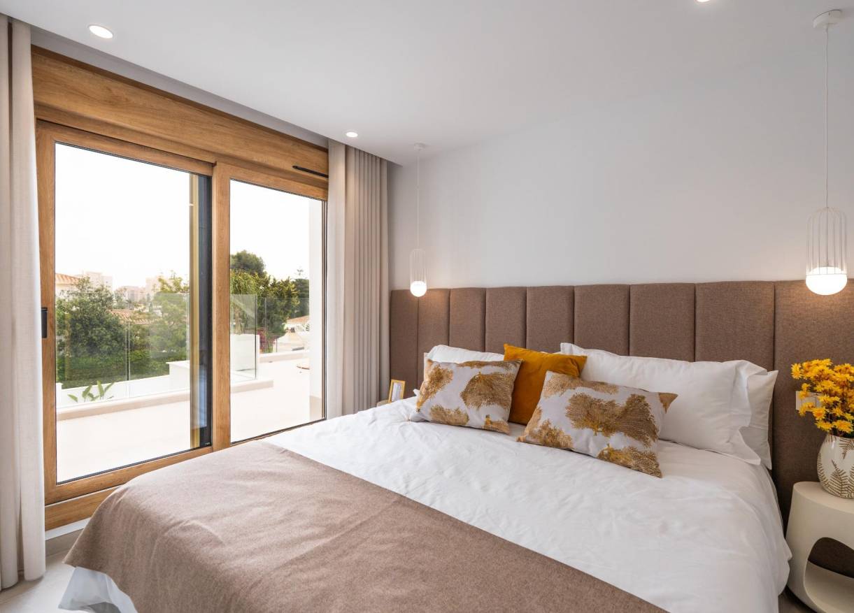 Bestaand - Villa - Orihuela Costa - Campoamor